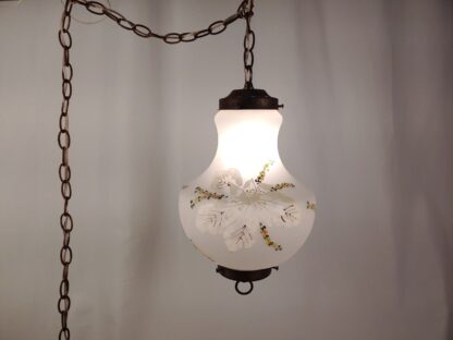 VTG MCM 17" Frosted Swag Lamp Handpainted Floral White Glass Chic Shabby Retro - Image 3