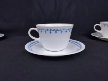 VTG Corelle Blue Snowflake Garland Set Of 4 Coffee Tea Cups & Saucers 8 Piece - Image 5