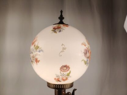 Vintage 24" Cherub Floral Gone With The Wind Style Table Parlor Lamp Glass Globe - Image 4