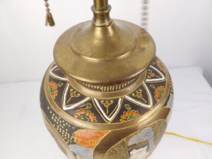 Vintage/Antique 22" Meiji Period Satsuma Vase Moriage Immortals Table Lamp Gold - Image 10