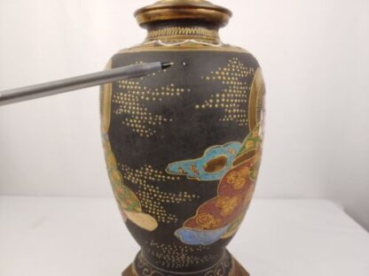 Vintage/Antique 22" Meiji Period Satsuma Vase Moriage Immortals Table Lamp Gold - Image 12