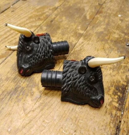 2 VTG Molded Plastic Bull Cattle Head Decanter Stoppers For Liquor Bottle 3/4