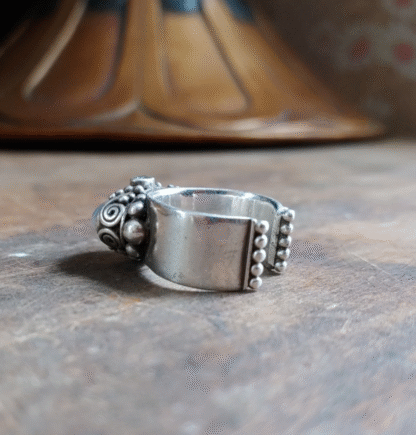 Sajen Sterling Silver 925 Moonstone Ring Size 9.5 Open Back Band 16.86g - Image 9
